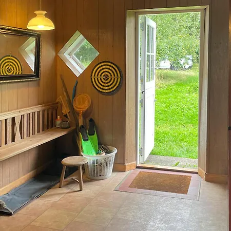 Cozy In With House A Panoramic View *